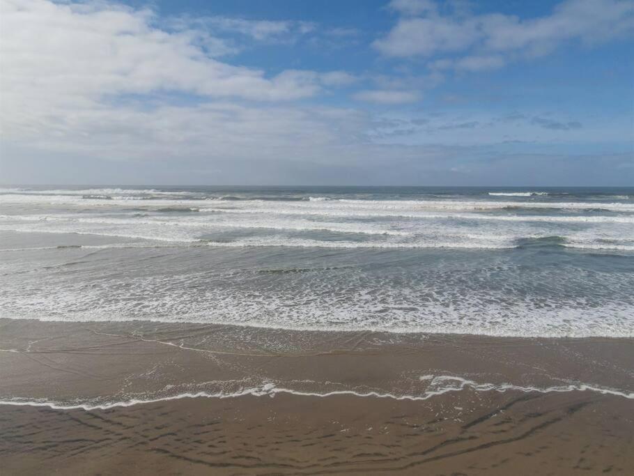 Rockaway Oceanview Condo,Steps To The Beach & Downtown,W&D, Wifi Rockaway Beach Exterior foto