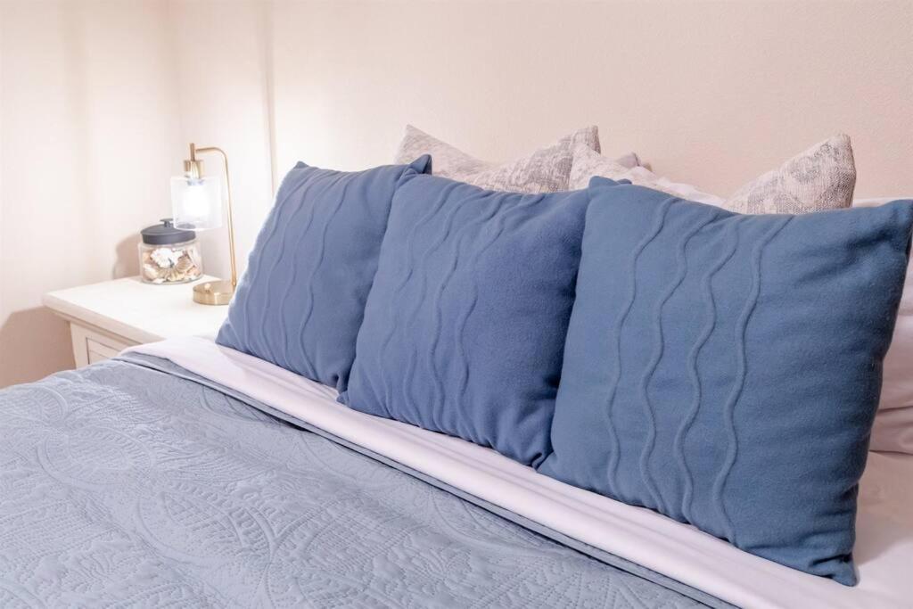 Rockaway Oceanview Condo,Steps To The Beach & Downtown,W&D, Wifi Rockaway Beach Exterior foto