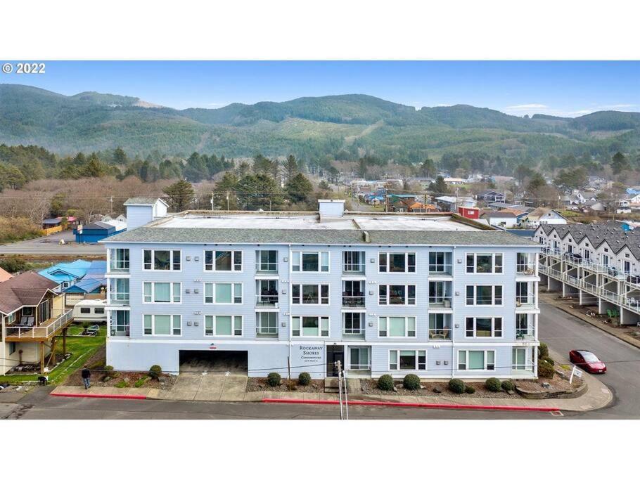 Rockaway Oceanview Condo,Steps To The Beach & Downtown,W&D, Wifi Rockaway Beach Exterior foto